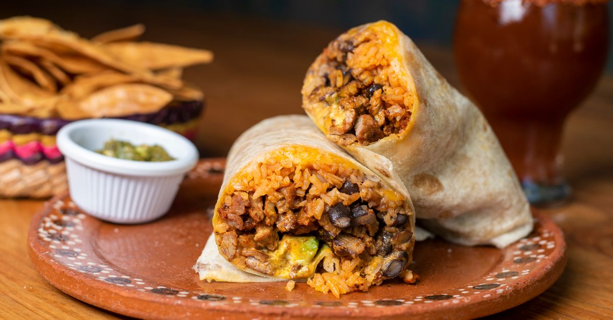 Cuisine mexicaine food truck — burrito et guacamole frais